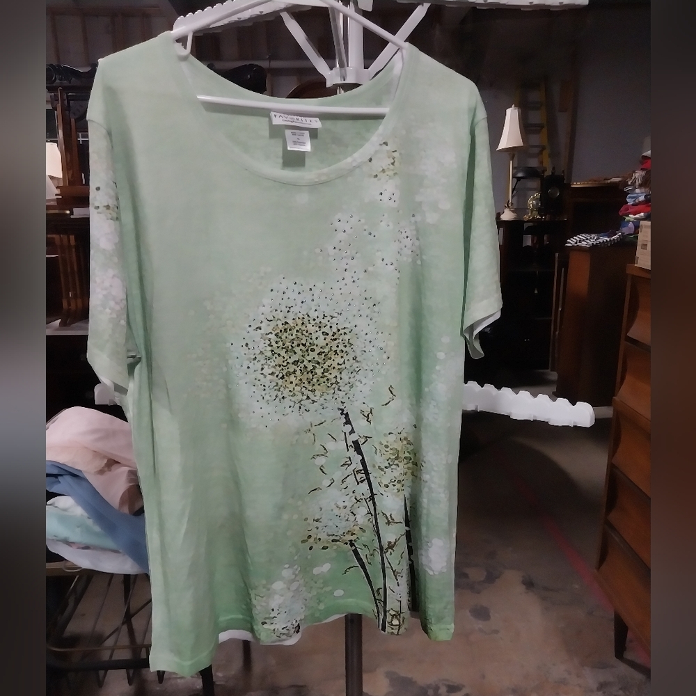 Catalog Favorites Green Graphic T-Shirt